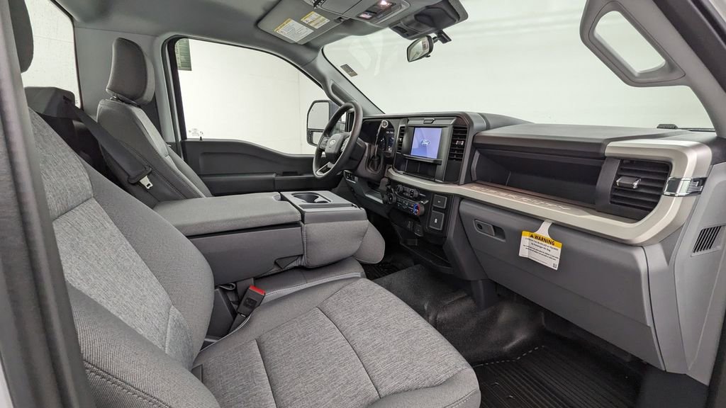 New 2026 Ford F250 XL w/ F-250 >10K GVWR Package image 34