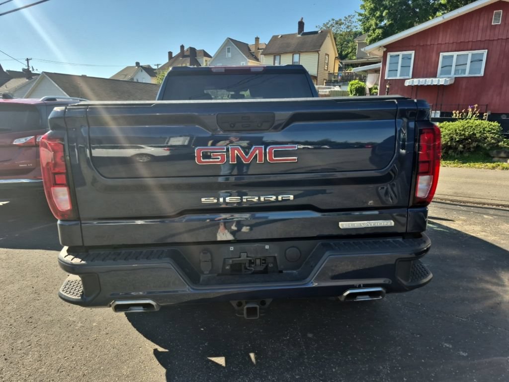 Used 2022 GMC Sierra 1500 Elevation w/ X31 Off-Road Package AWD/4WD image 6