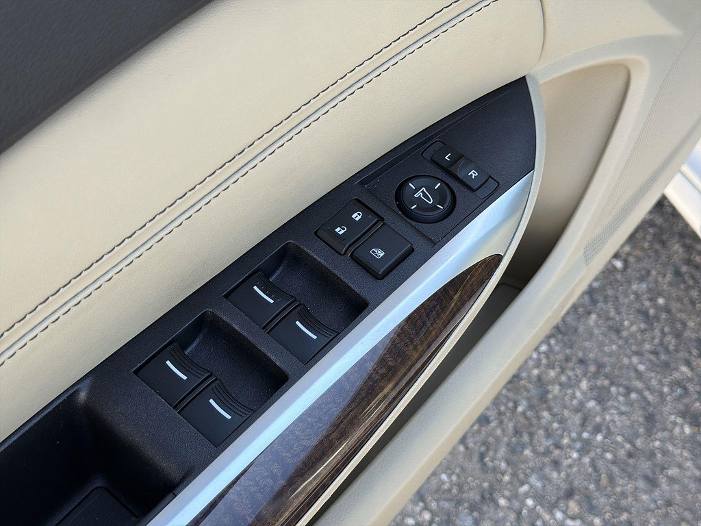 Used 2019 Acura TLX w/ Technology Package FWD image 22