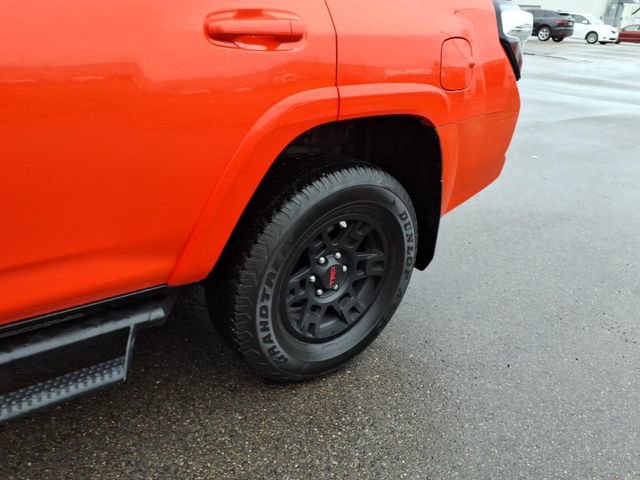 Certified 2024 Toyota 4Runner TRD Off-Road Premium w/ Off Road Premium Plus Package AWD/4WD image 5