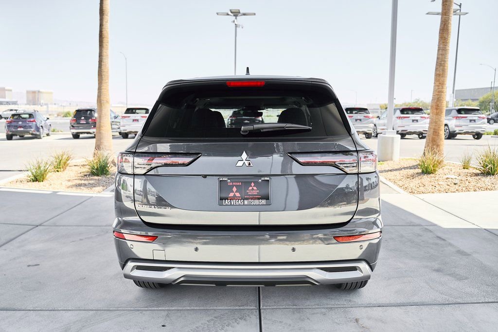 New 2026 Mitsubishi Outlander SE FWD image 7