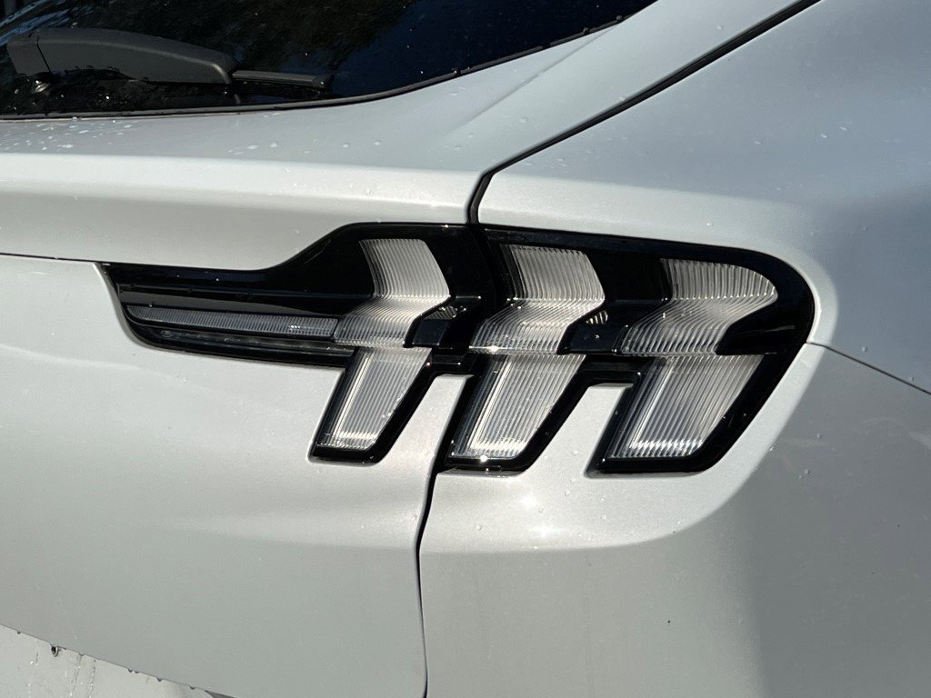 Used 2023 Ford Mustang Mach-E Premium image 6