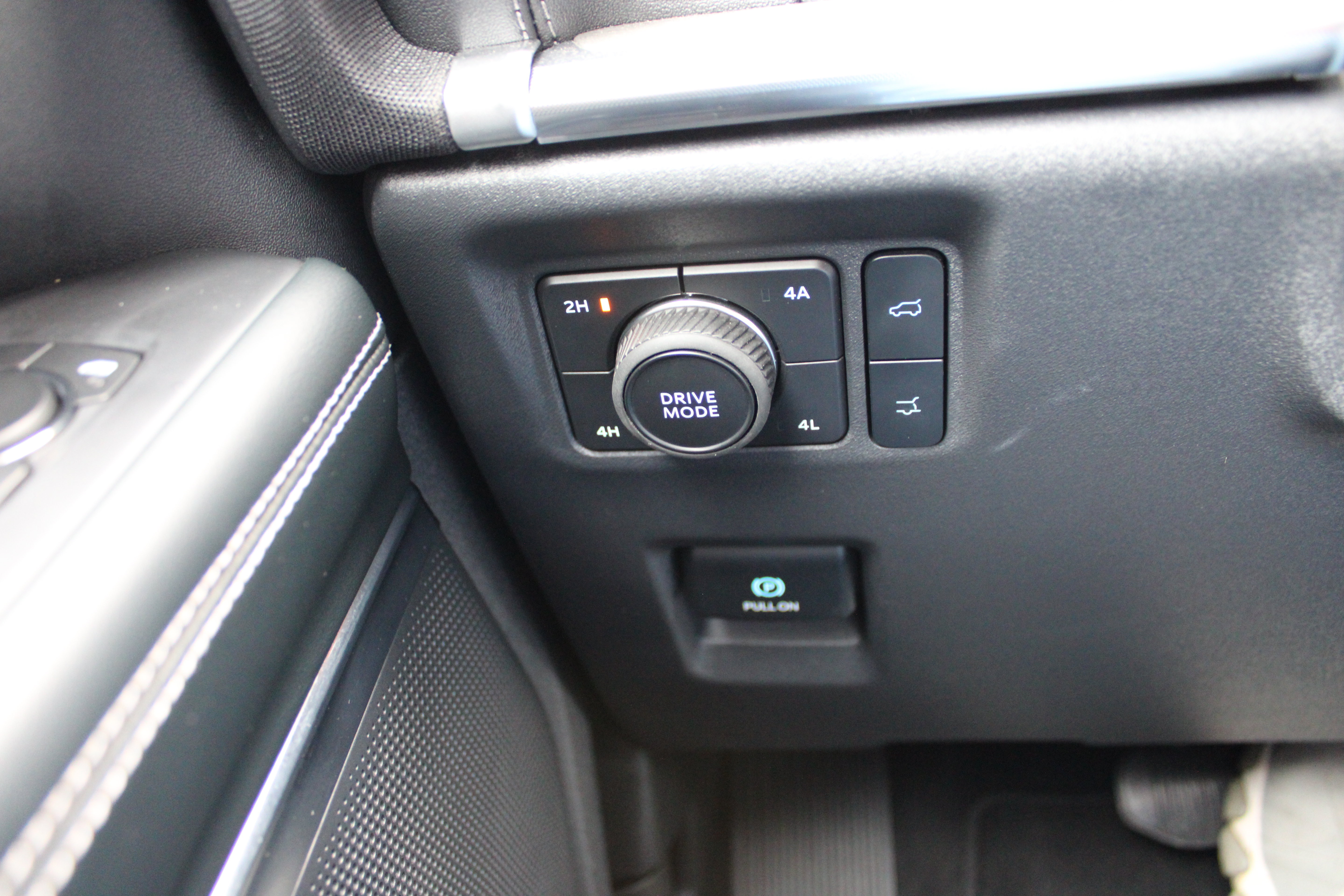 Used 2025 Ford Expedition Platinum AWD/4WD image 26