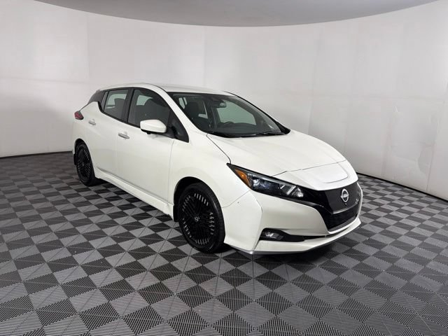 Used 2024 Nissan Leaf SV Plus FWD image 12