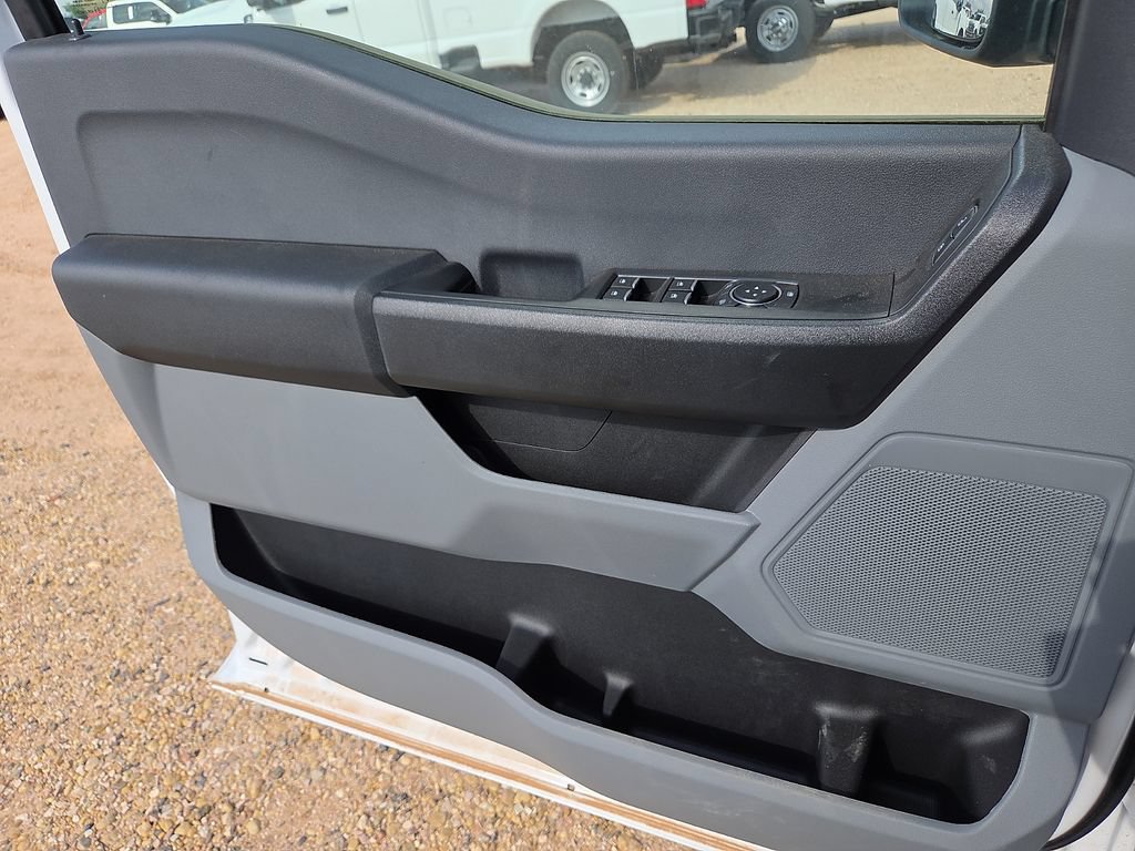 New 2025 Ford F350 XL w/ XL Chrome Package RWD image 19
