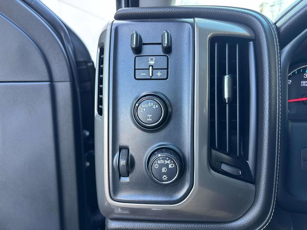 Used 2017 Chevrolet Silverado 1500 High Country image 20