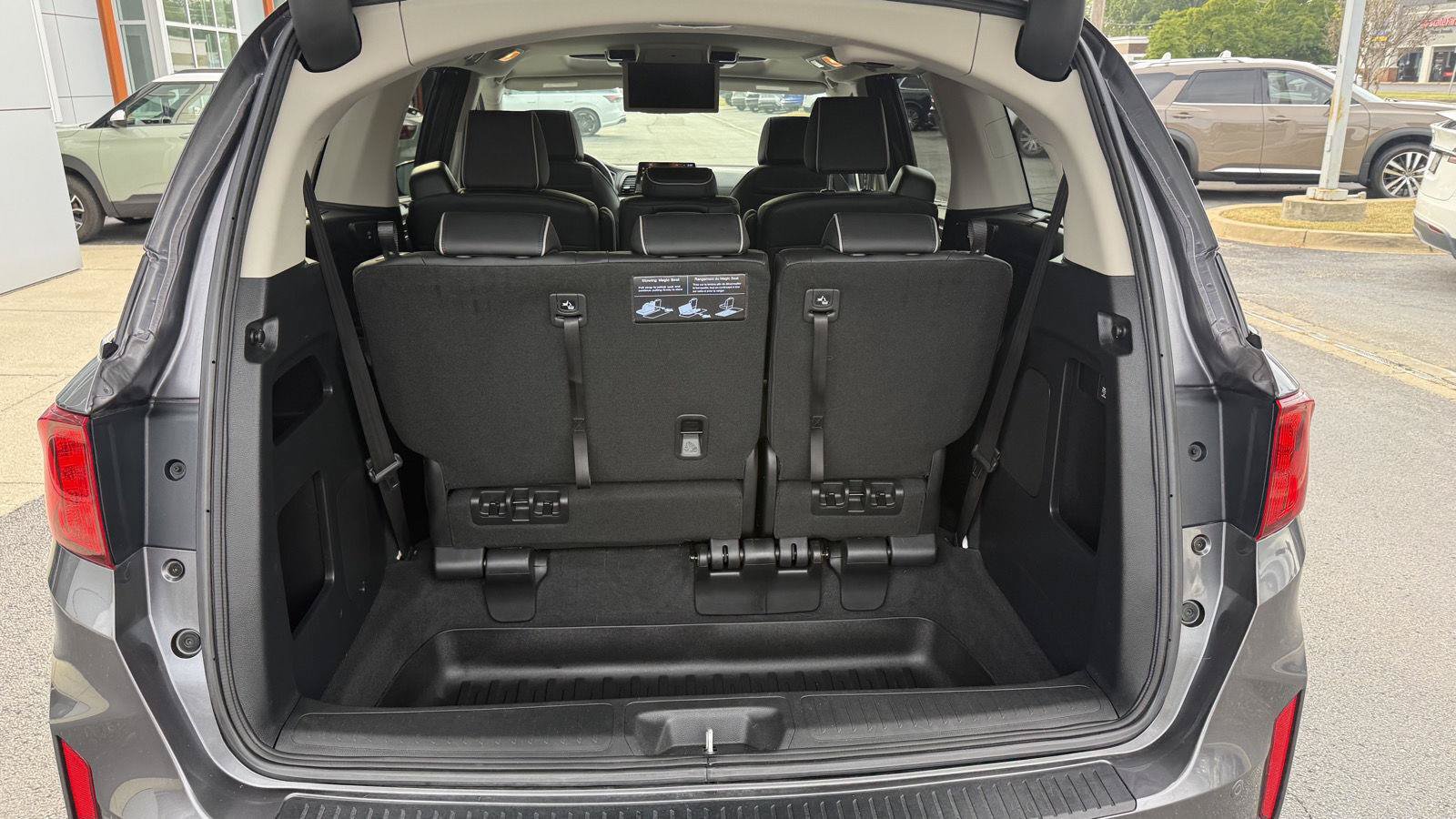 Used 2026 Honda Odyssey Elite image 31