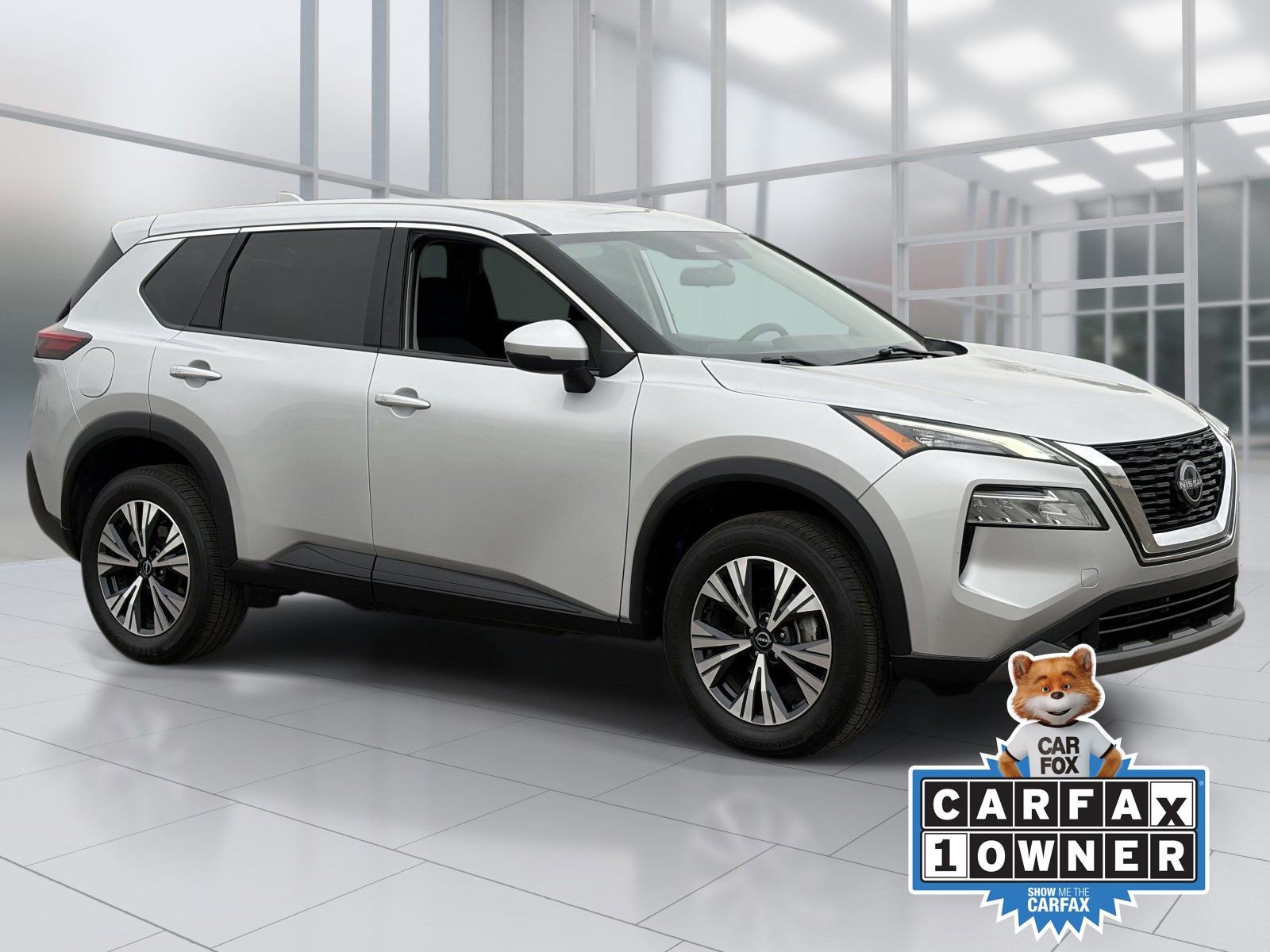 Used 2023 Nissan Rogue SV image 8