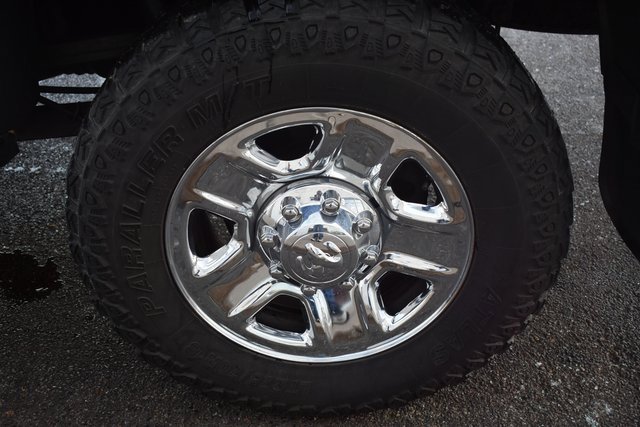 Used 2017 RAM 2500 Tradesman w/ Chrome Appearance Group image 35