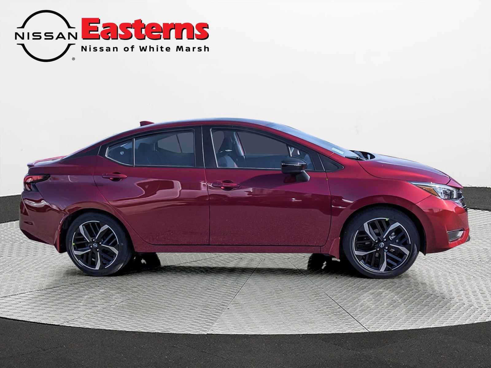 New 2025 Nissan Versa SR w/ Trunk Package image 6