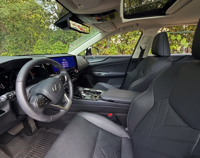 Certified 2024 Lexus NX 350 AWD w/ Vision Package image 24