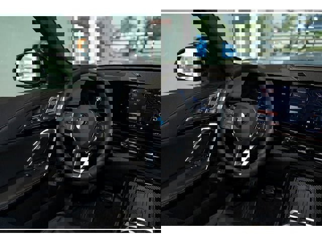 Used 2025 BMW X1 xDrive28i w/ Technology Package image 79