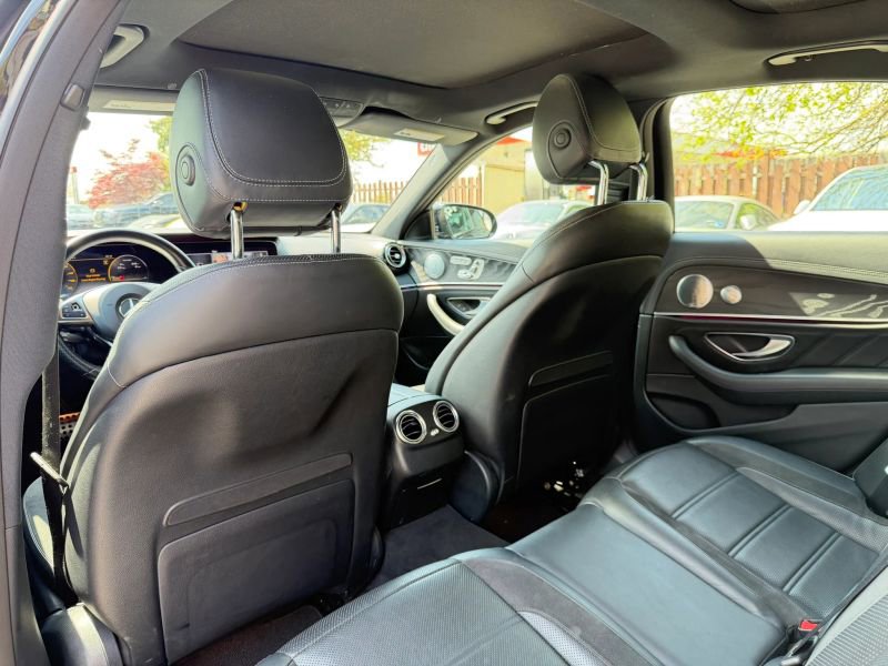 Used 2018 Mercedes-Benz E 43 AMG 4MATIC Sedan image 17