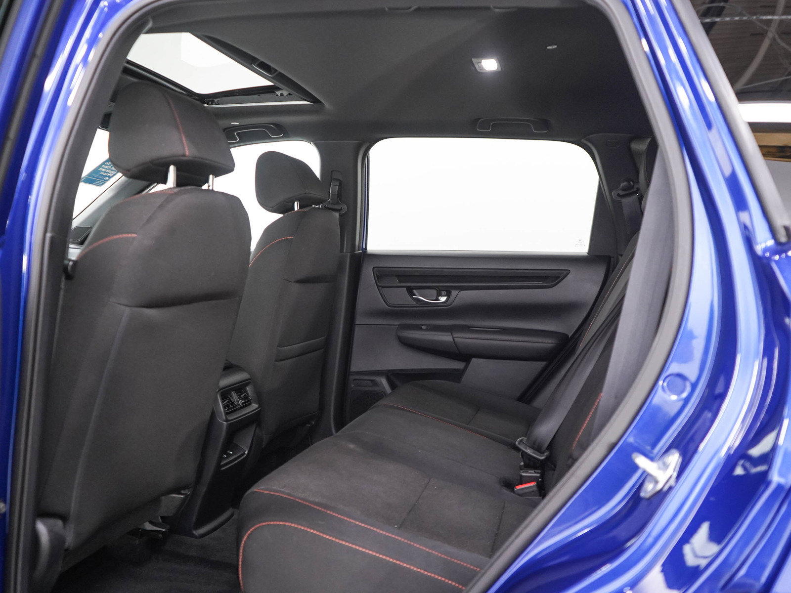 Used 2025 Honda CR-V Sport image 17