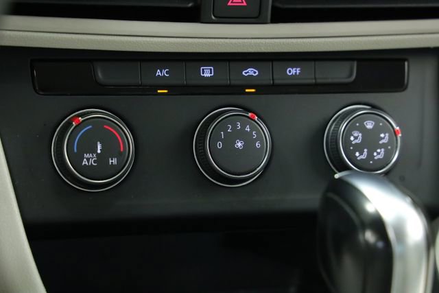 Used 2019 Volkswagen Jetta S image 19