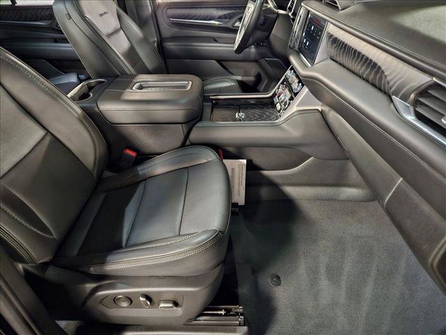 Used 2022 GMC Yukon Denali AWD/4WD image 19