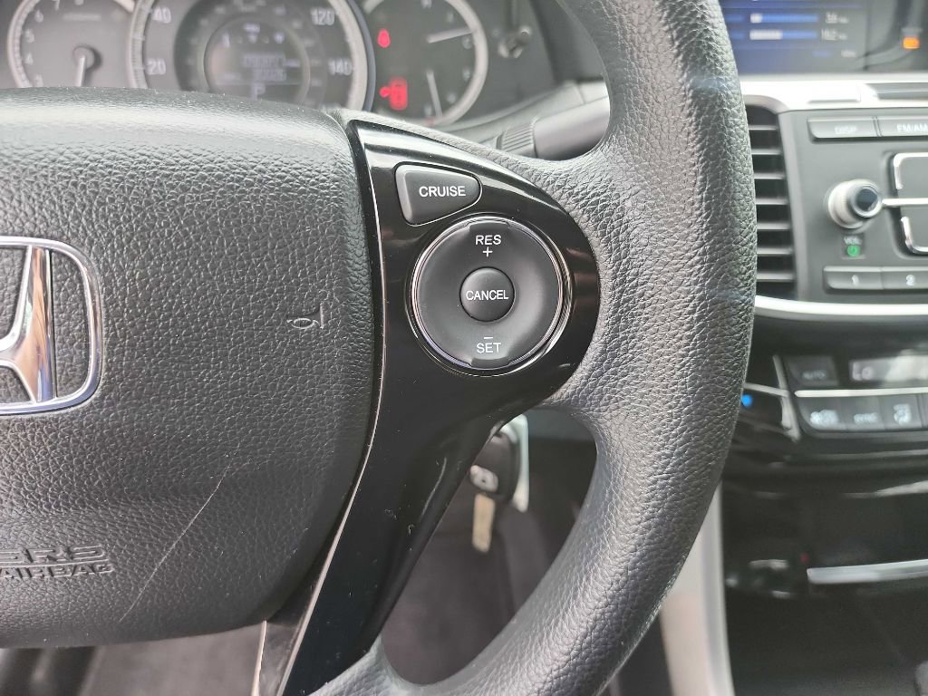 Used 2016 Honda Accord LX image 19