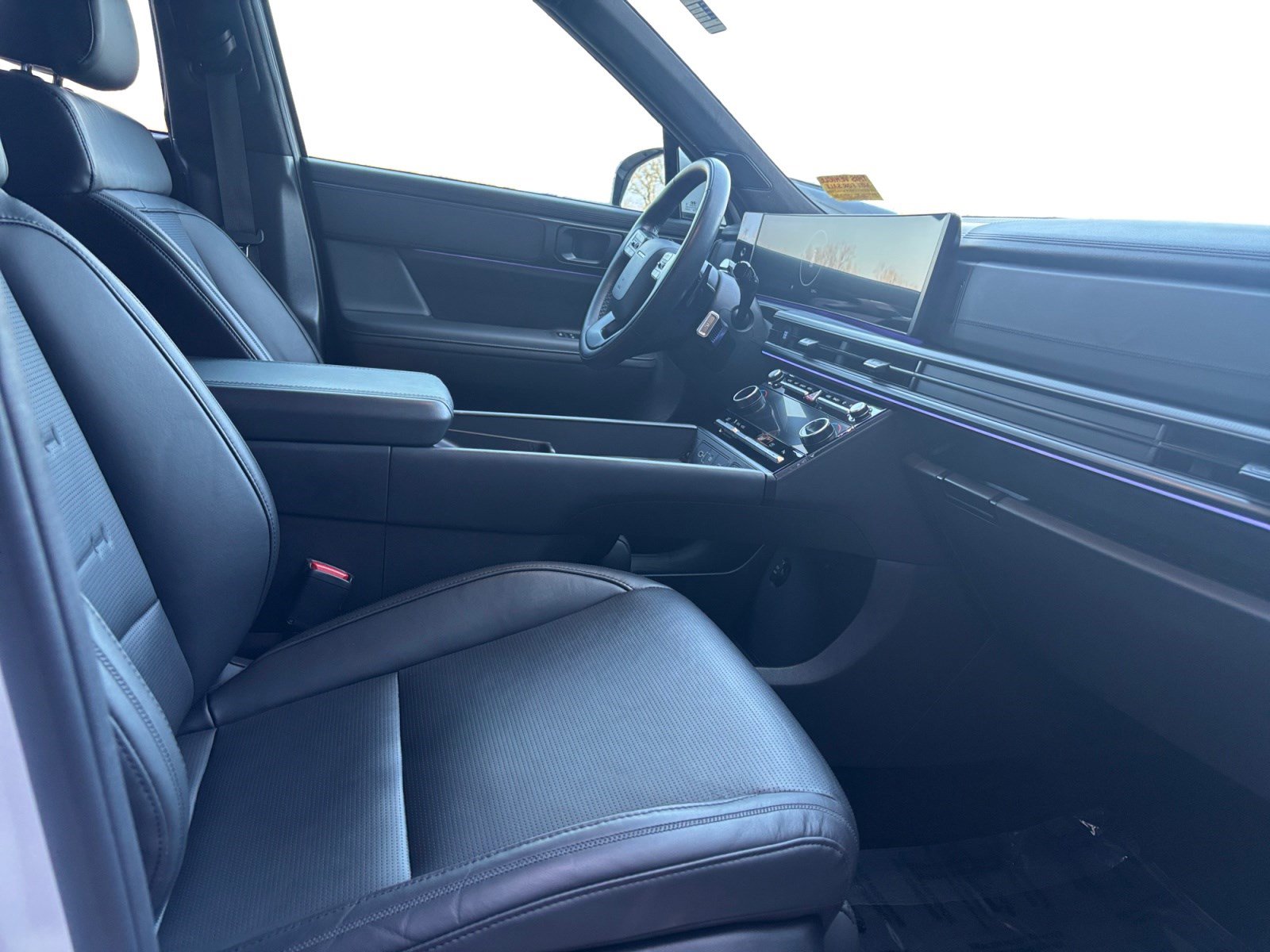 Used 2025 Hyundai Santa Fe Calligraphy image 15