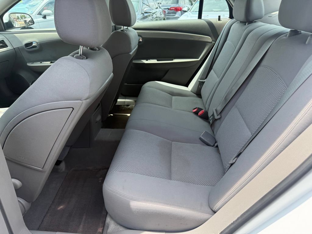 Used 2009 Chevrolet Malibu Hybrid FWD image 14