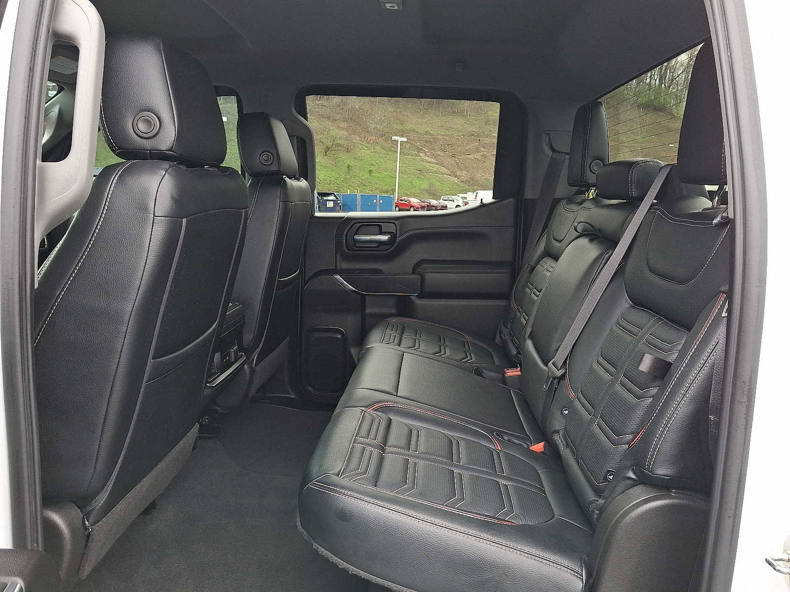 Used 2022 Chevrolet Silverado 1500 RST image 10