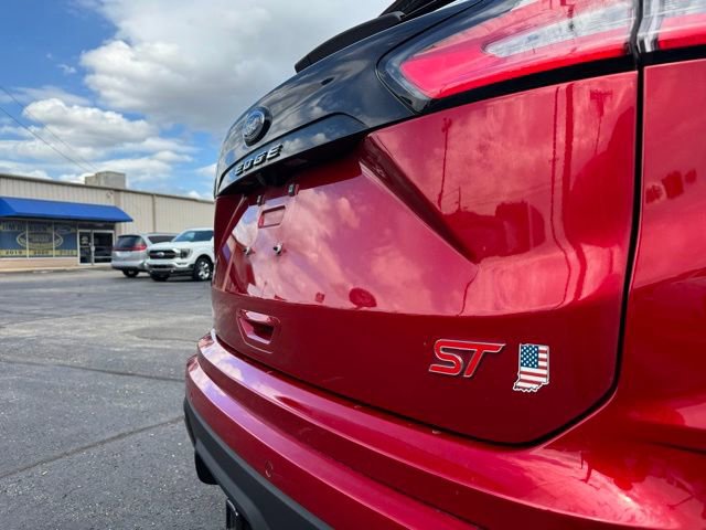 Used 2024 Ford Edge ST w/ Equipment Group 401A AWD/4WD image 13