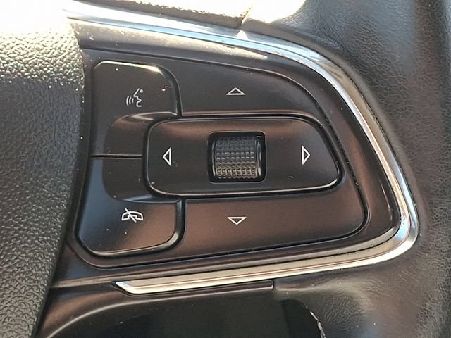 Used 2023 Buick Encore GX Select w/ Sport Touring Package AWD/4WD image 23