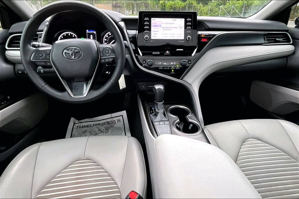 Used 2024 Toyota Camry SE FWD image 14