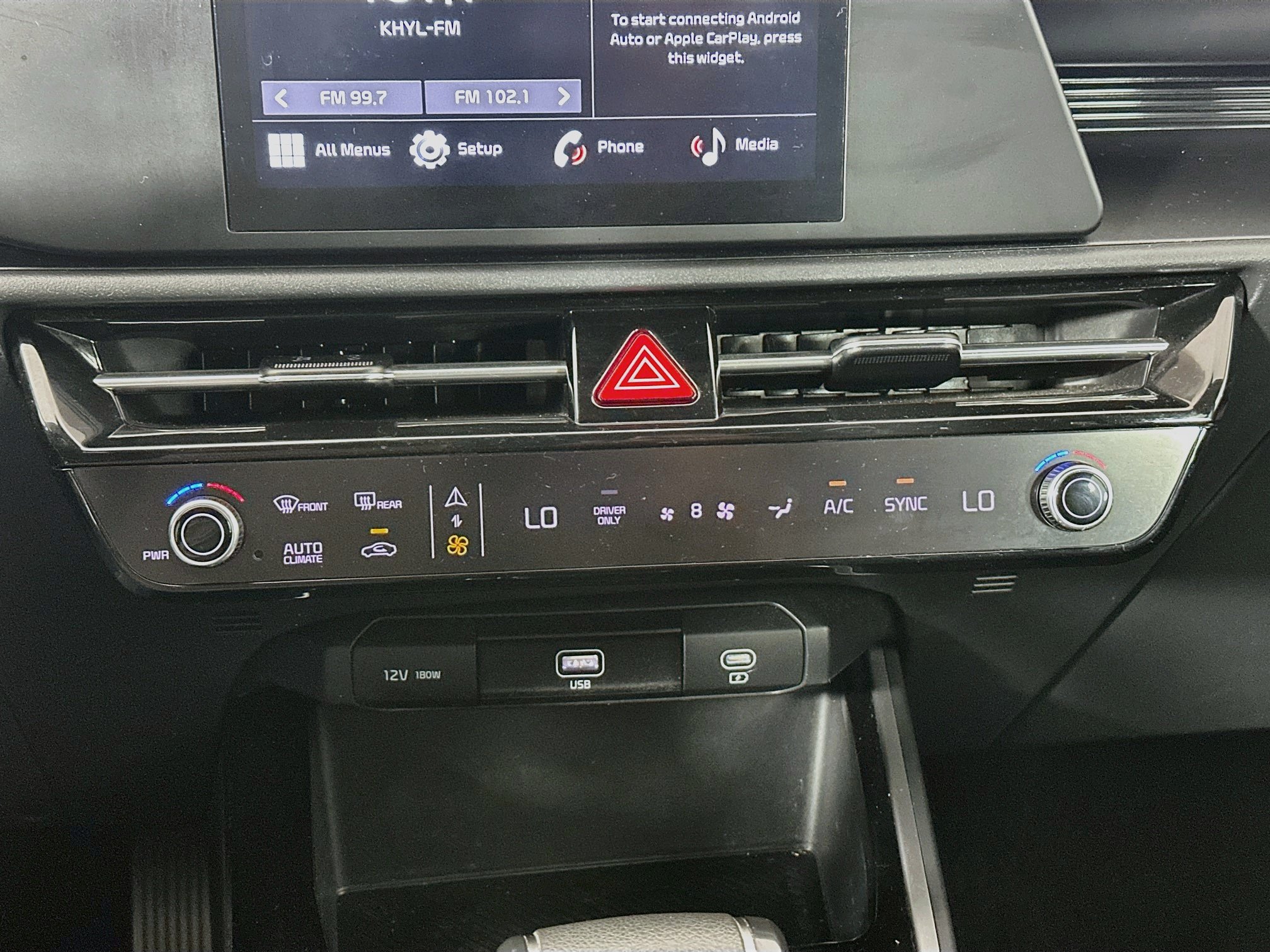 Used 2023 Kia Niro LX FWD image 23
