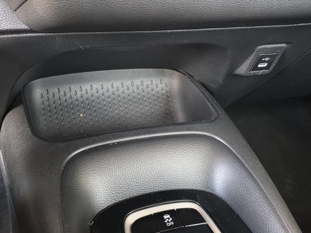 Used 2024 Toyota Corolla LE FWD image 14
