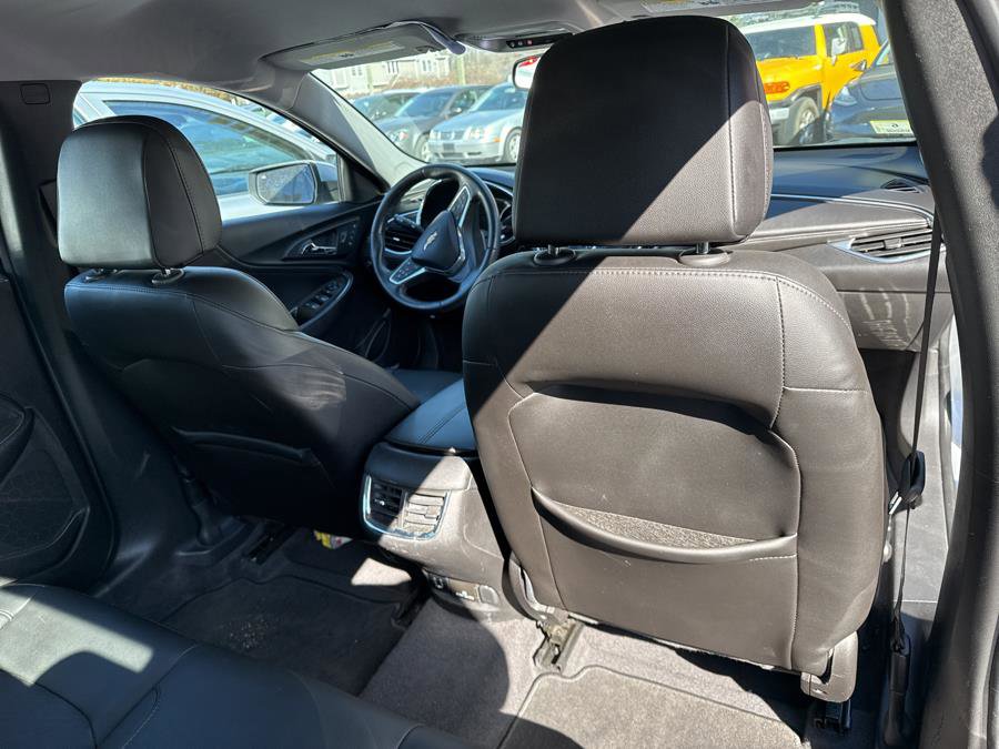 Used 2017 Chevrolet Malibu Premier w/ Premier Sun and Wheel Package FWD image 19