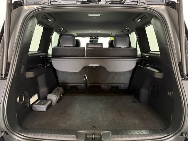 Used 2025 Lexus GX 550 AWD/4WD image 12