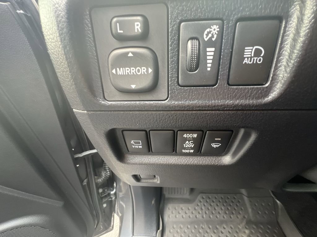Used 2023 Toyota 4Runner TRD Off-Road Premium image 18