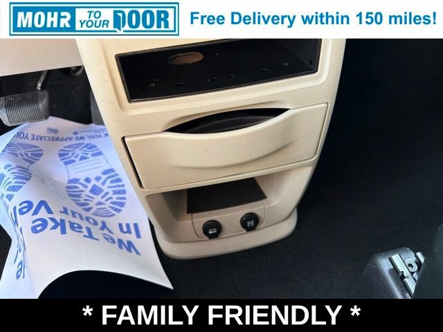 Used 2018 Dodge Grand Caravan SE w/ UConnect Hands-Free Group FWD image 26