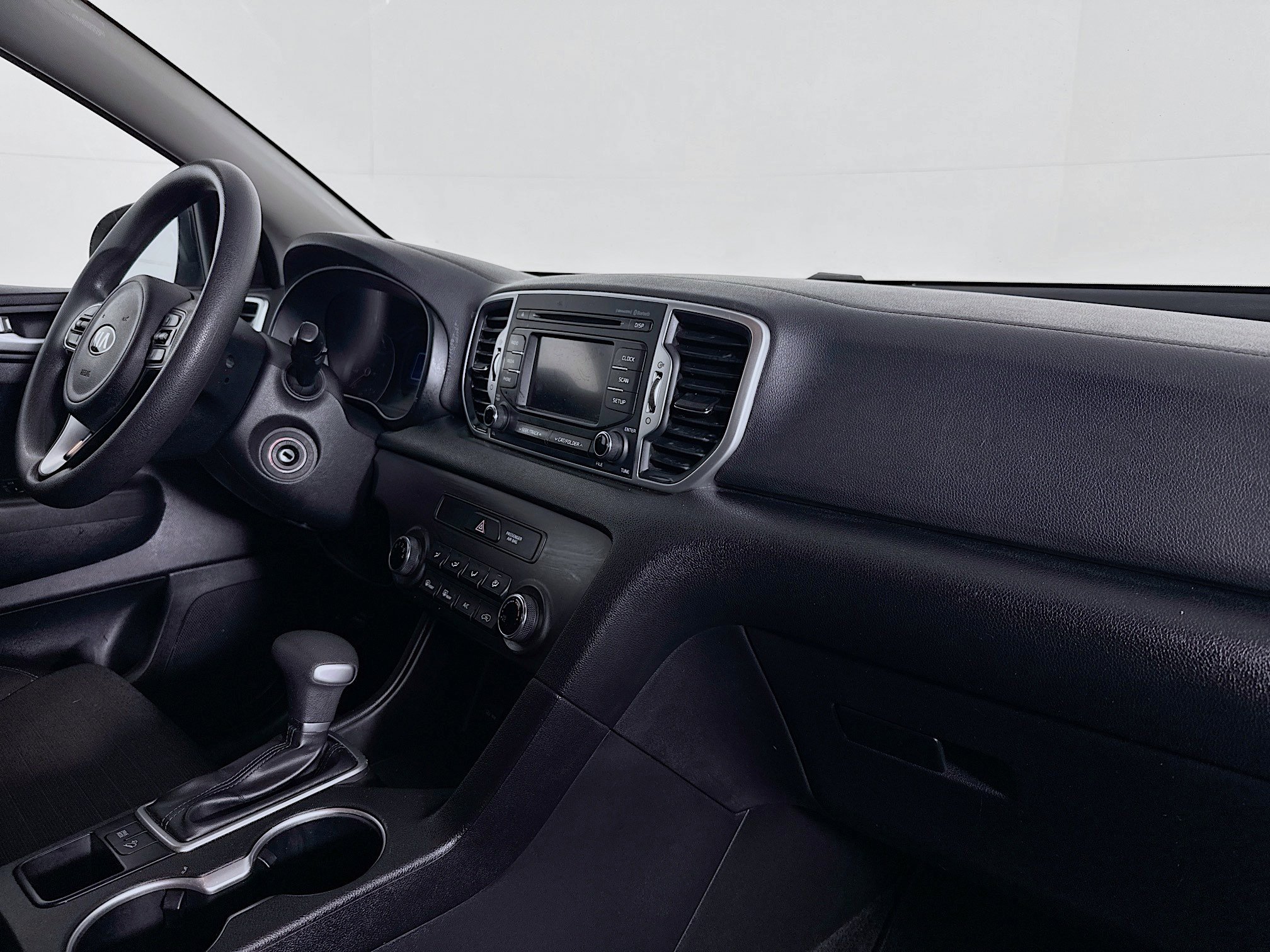 Used 2018 Kia Sportage LX image 50