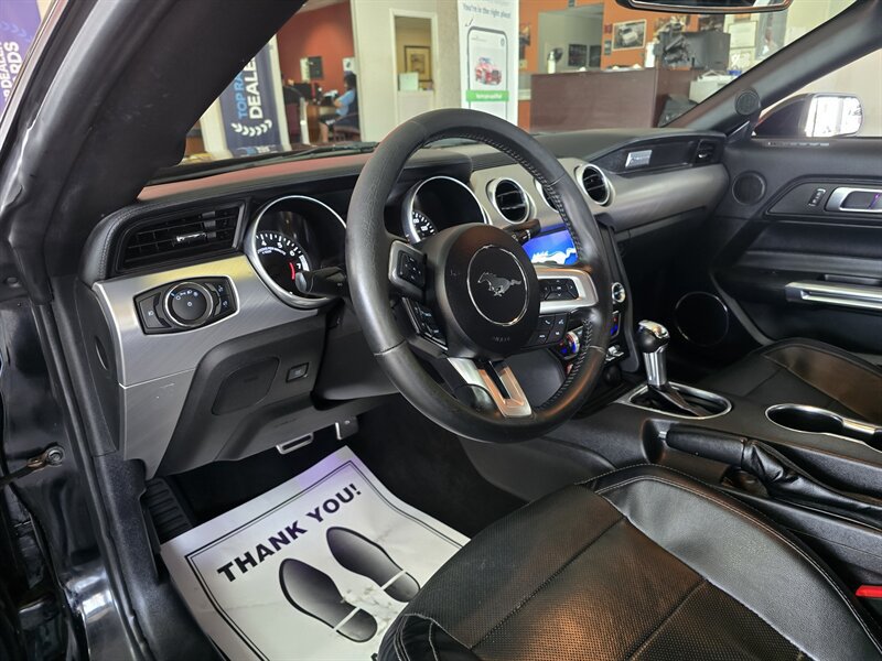Used 2019 Ford Mustang Premium RWD image 6