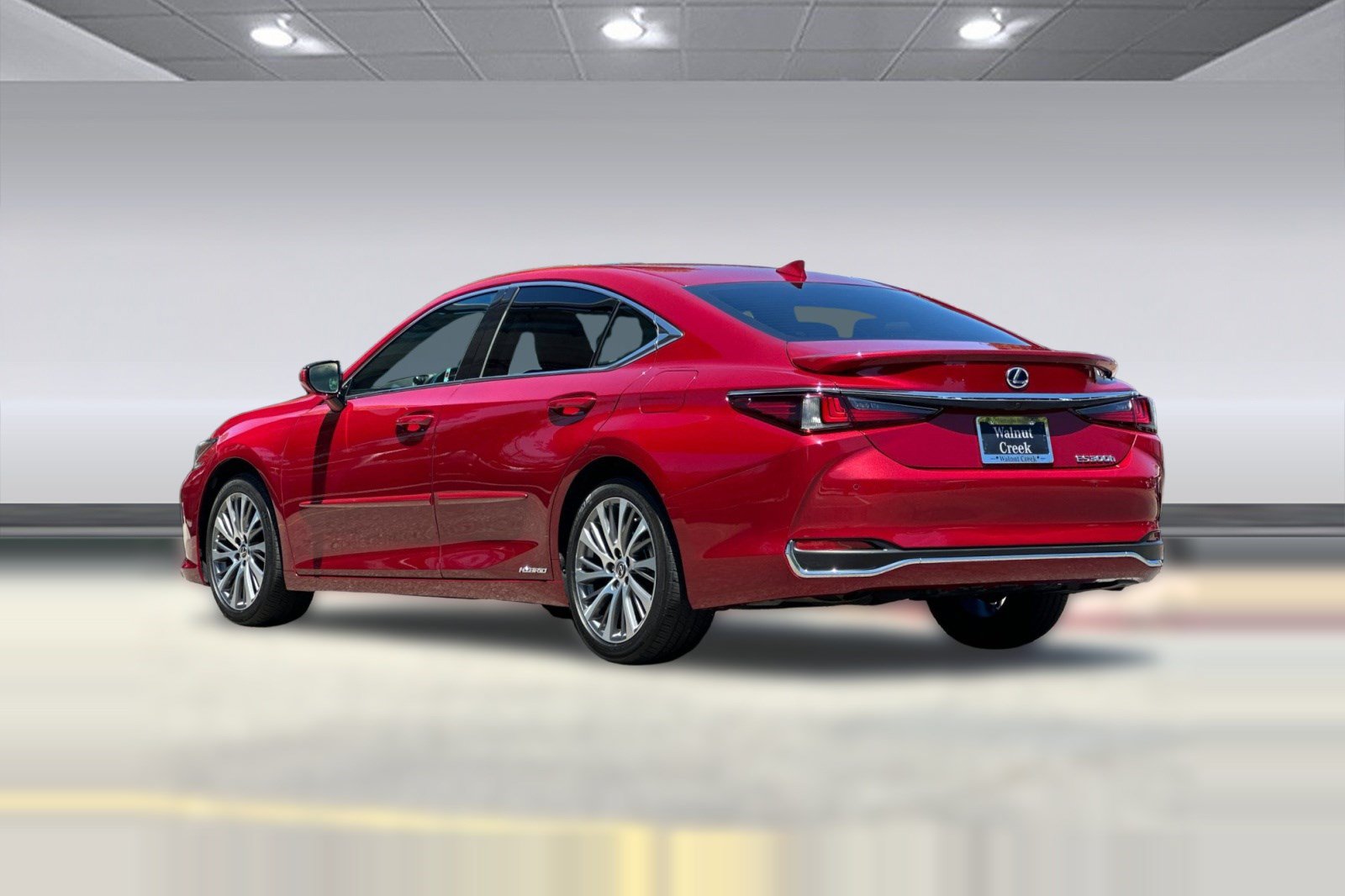 Used 2020 Lexus ES 300h w/ Premium Package FWD image 3