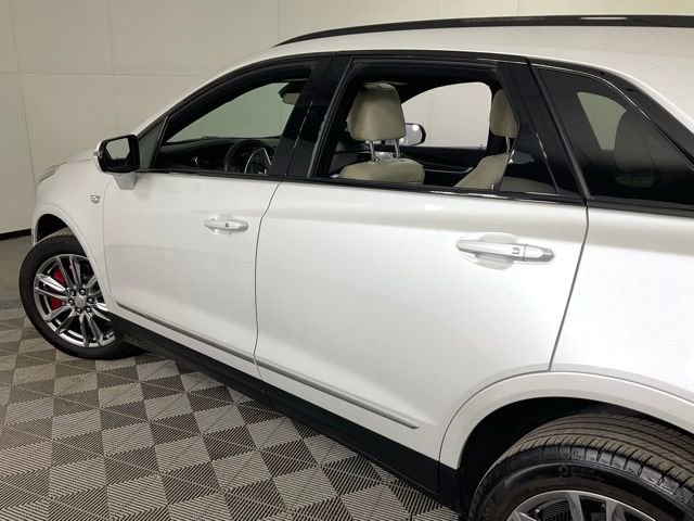 Certified 2025 Cadillac XT5 Sportv image 33