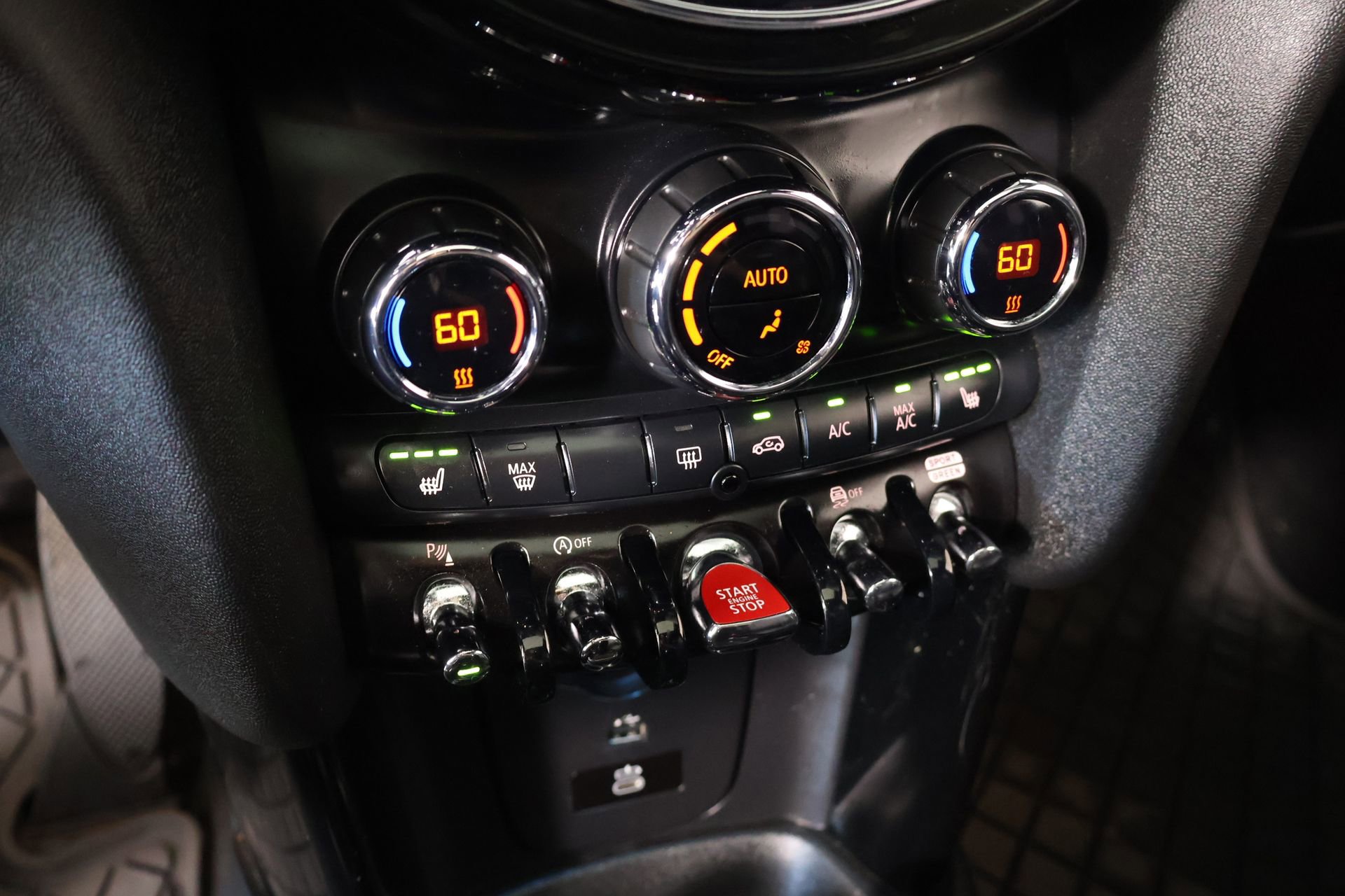 Used 2023 MINI Cooper S image 8