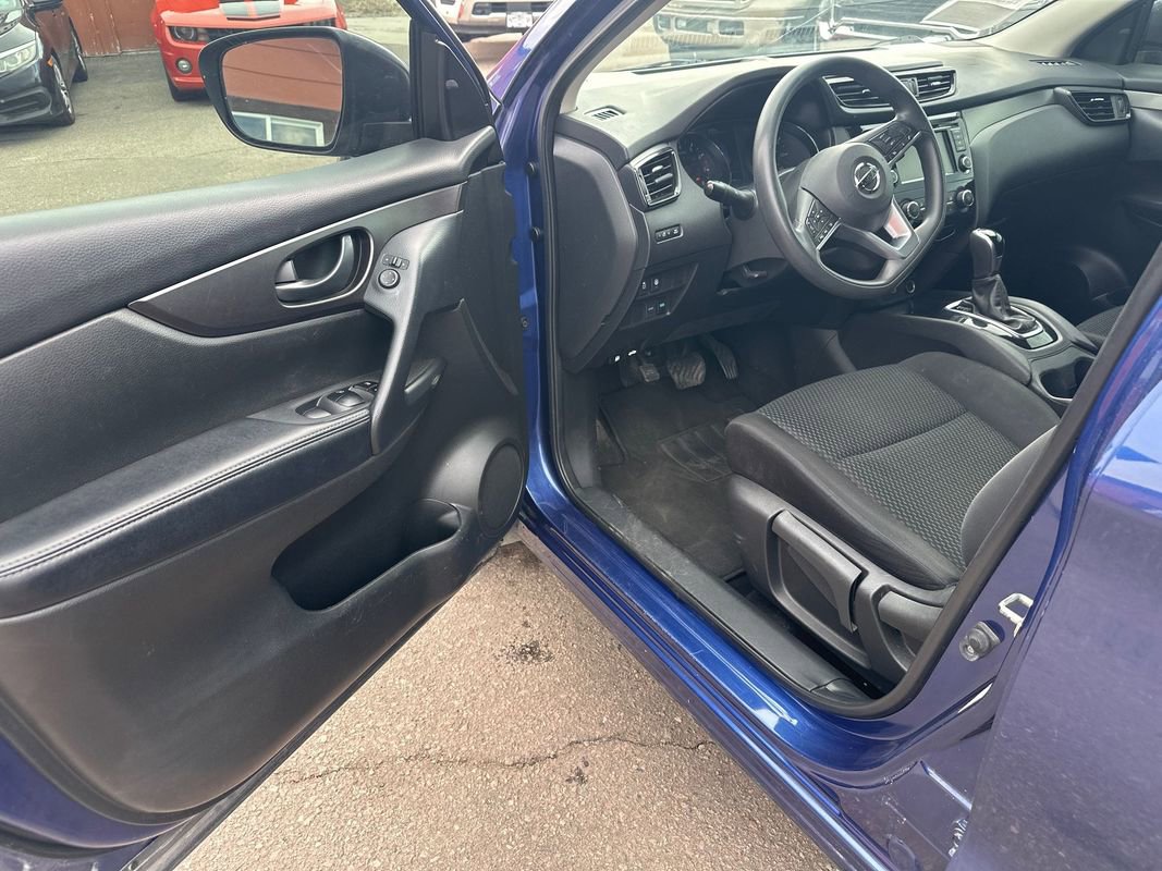 Used 2020 Nissan Rogue Sport S FWD image 7