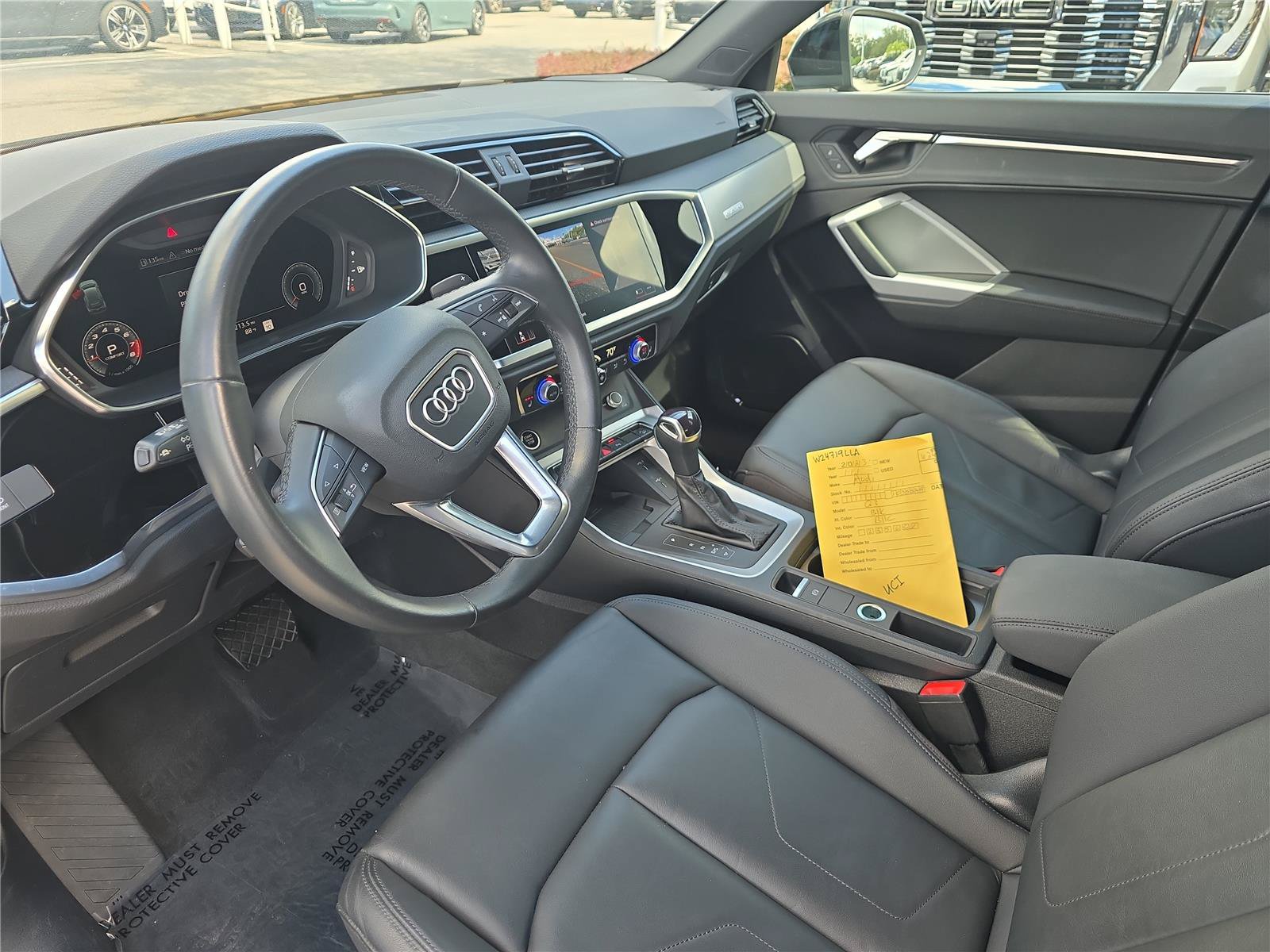 Used 2023 Audi Q3 2.0T Premium Plus w/ Premium Plus Package AWD/4WD image 16