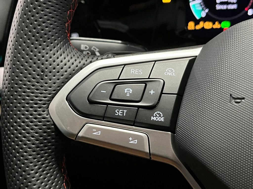 New 2026 Volkswagen GTI SE image 26