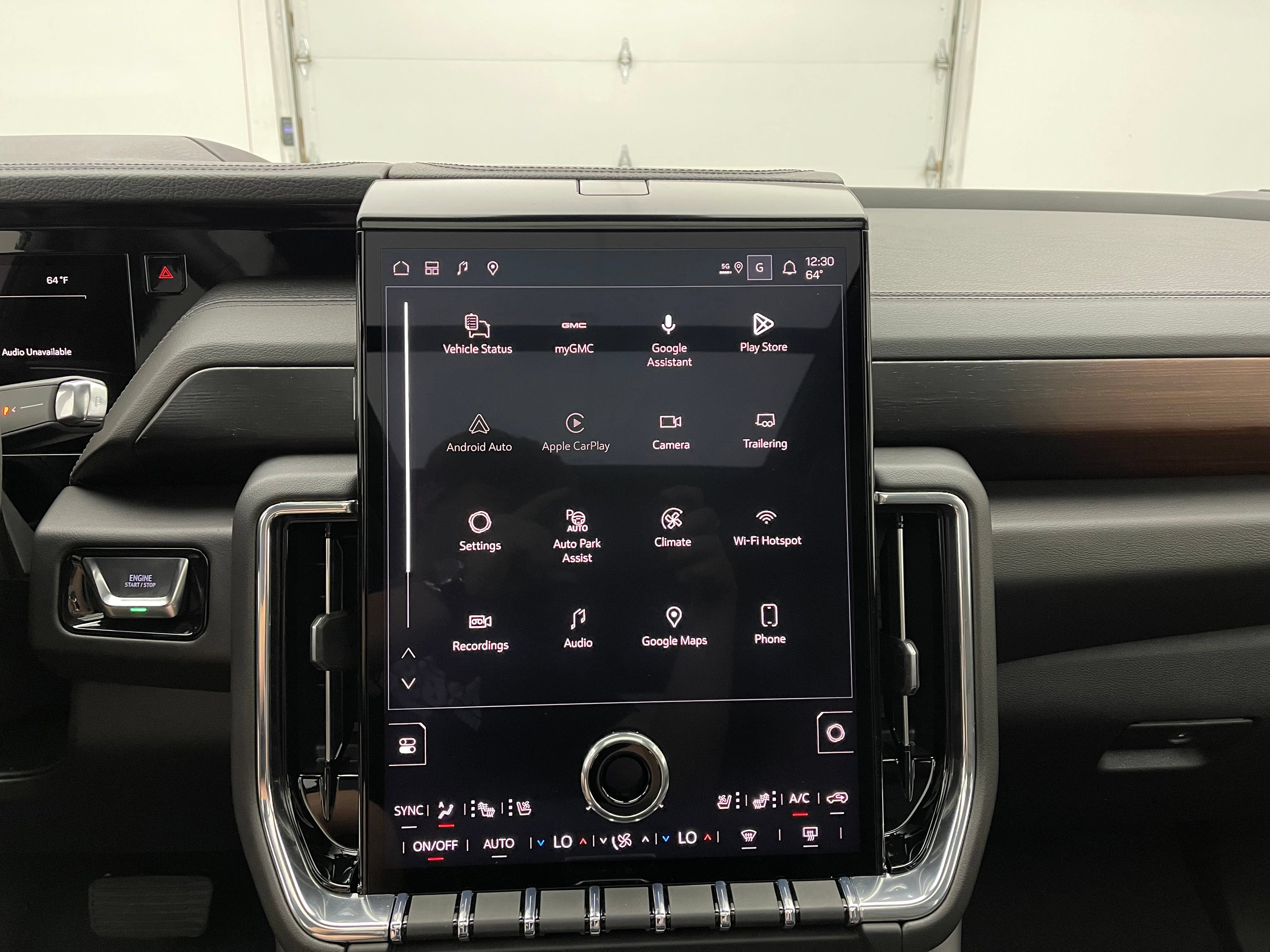 New 2026 GMC Yukon XL Denali w/ Denali Reserve Package AWD/4WD image 30