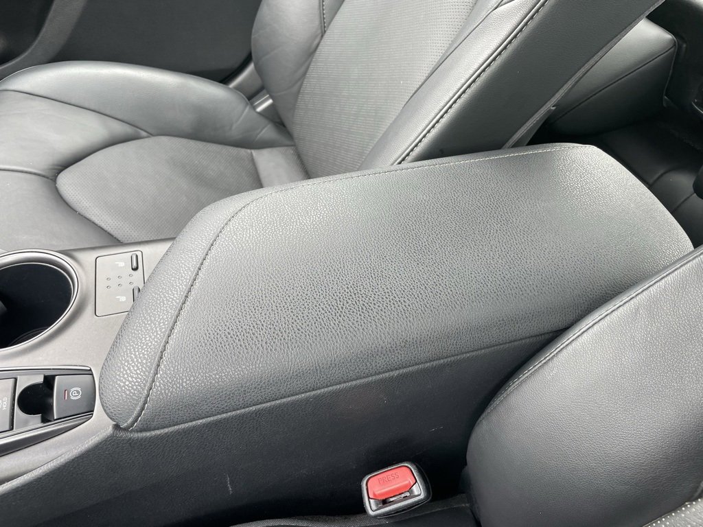 Used 2023 Toyota Camry XSE image 46