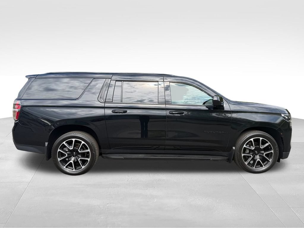 Used 2023 Chevrolet Suburban RST AWD/4WD image 10