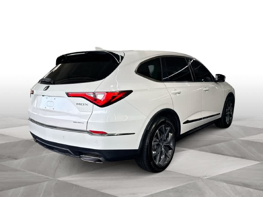 Used 2023 Acura MDX w/ Technology Package AWD/4WD image 8