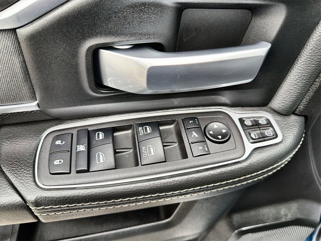 Used 2024 RAM 2500 Big Horn w/ Bed Utility Group image 15