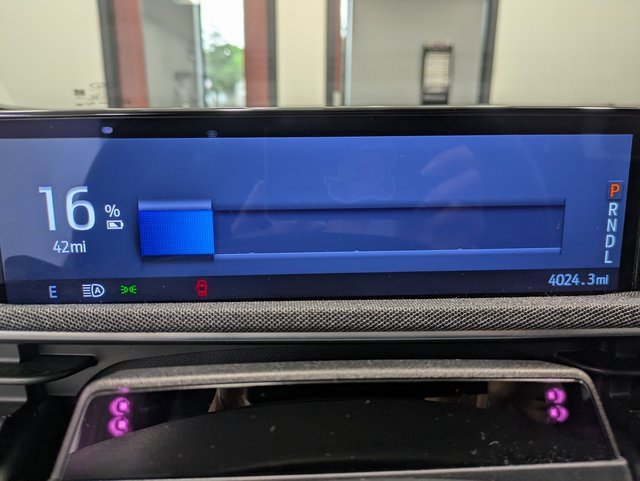 Used 2024 Ford Mustang Mach-E Premium image 15