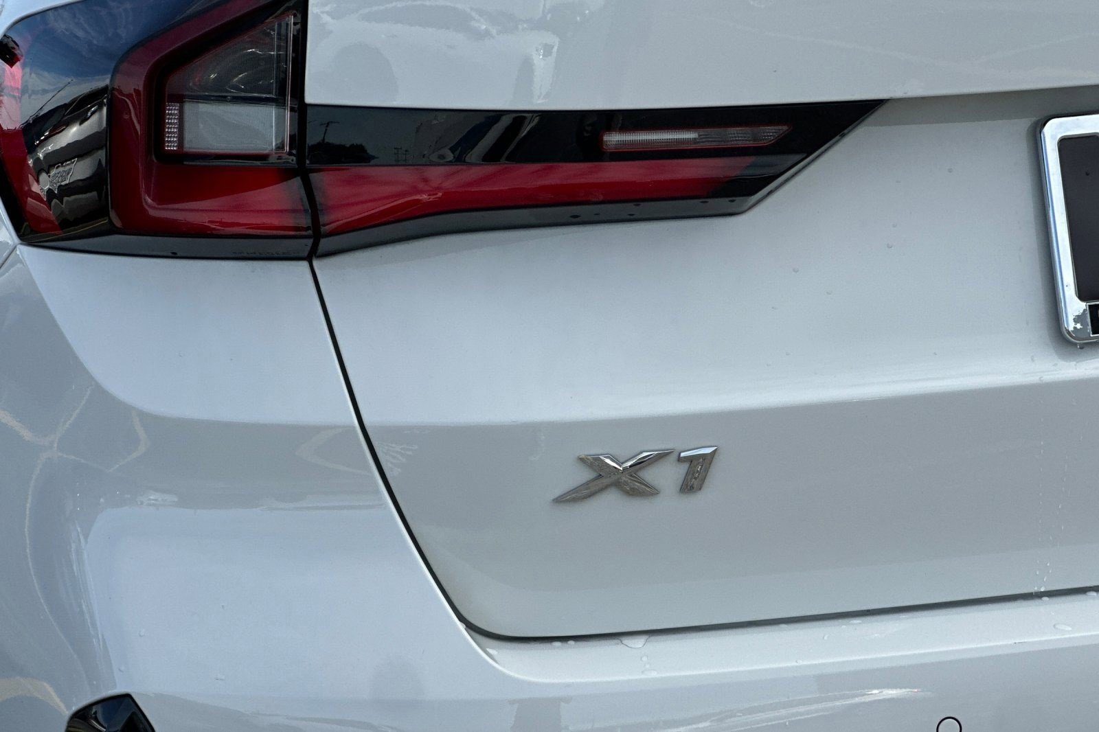 Certified 2023 BMW X1 xDrive28i image 12