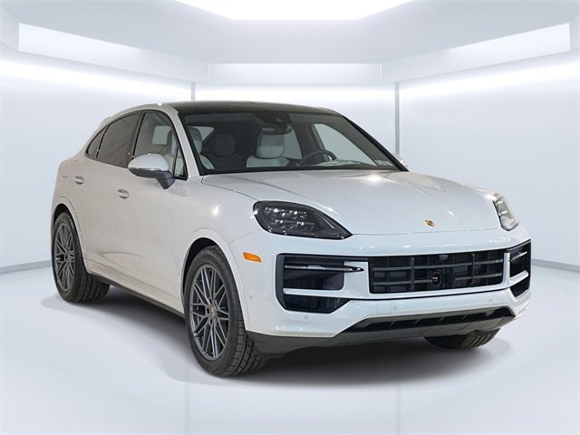 New 2026 Porsche Cayenne Coupe image 9