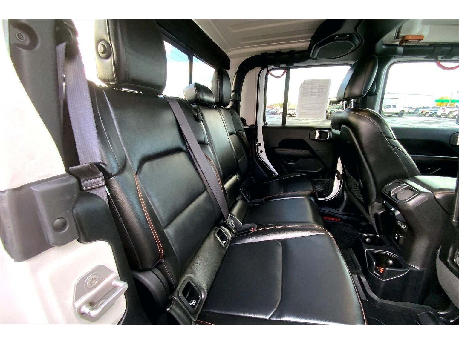 Used 2021 Jeep Gladiator Mojave AWD/4WD image 28